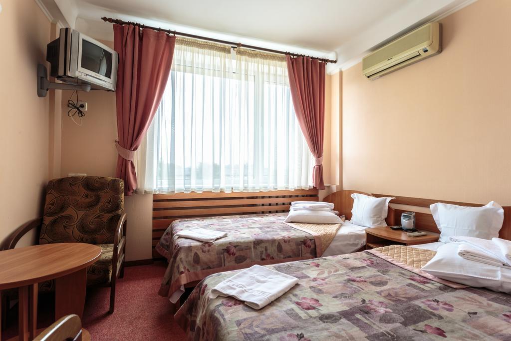 Druzhba Service Hotel Kiev Eksteriør bilde